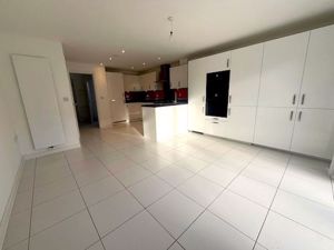 Kitchen/Dining Room- click for photo gallery